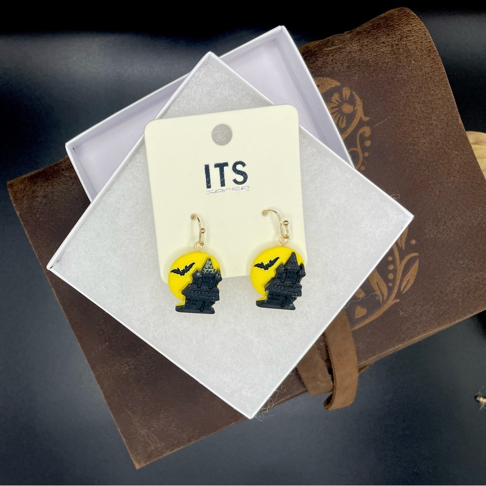 NWT 🔸 🎃Halloween Earrings 🎃
